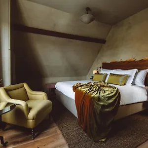 De Durgerdam, Hotel Amsterdam